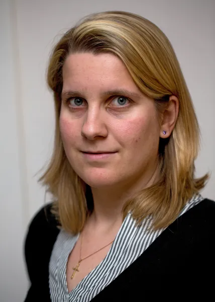 Dr. Alexandra Hofstätter